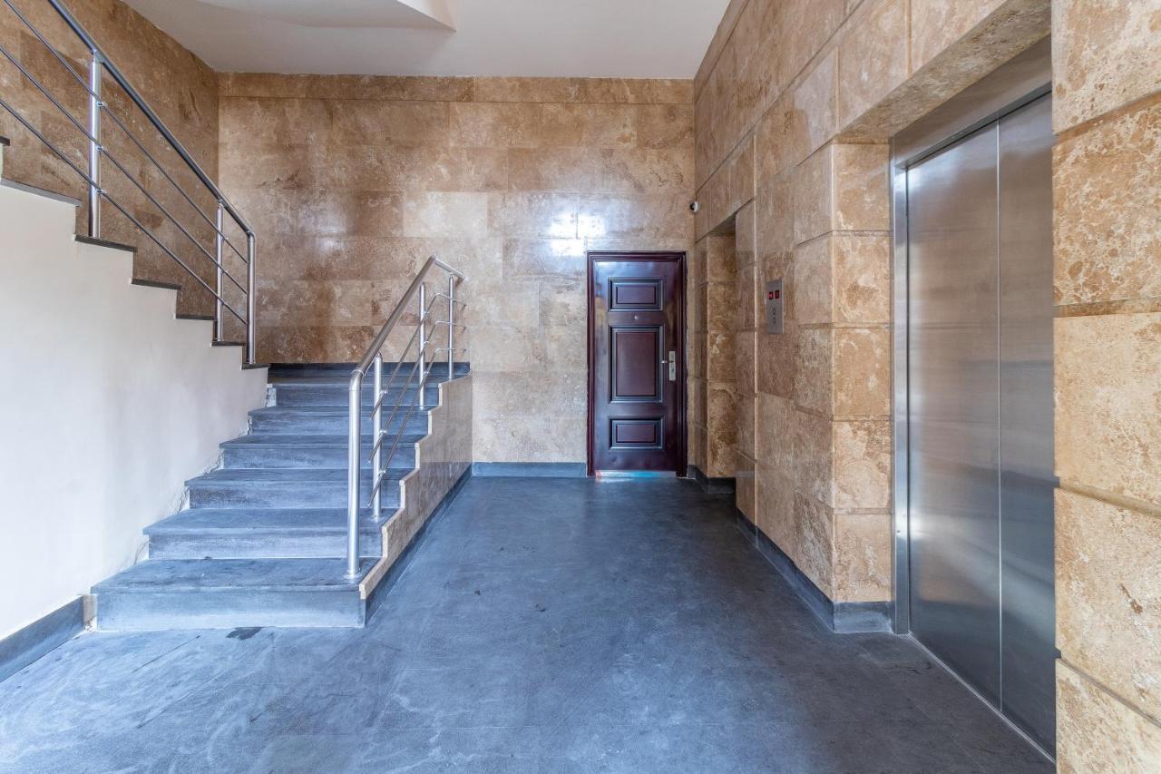 Stay Inn Apartments At Buzand 13 Street Ереван Екстериор снимка