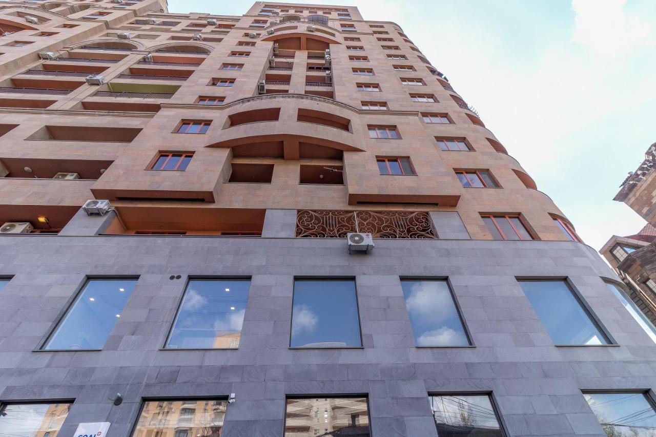Stay Inn Apartments At Buzand 13 Street Ереван Екстериор снимка
