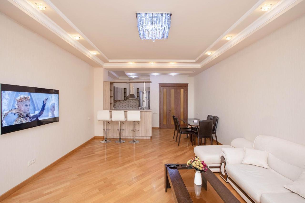 Stay Inn Apartments At Buzand 13 Street Ереван Екстериор снимка